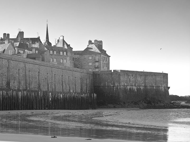Vue de Saint-Malo depuis la plage